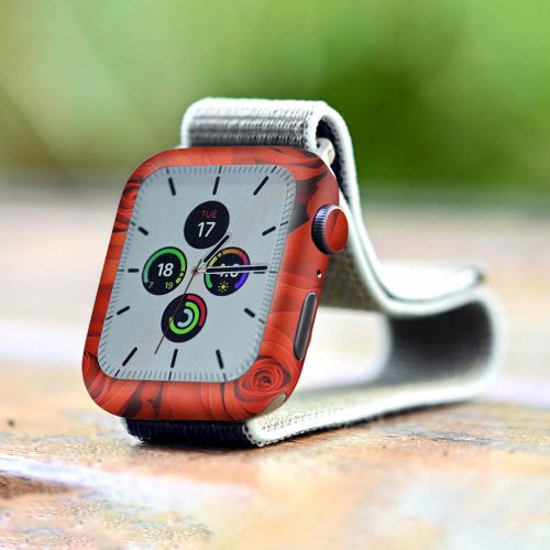 Apple_Watch 5 (40mm)_Red_Flower_4
